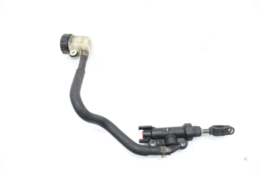 photo de REAR BRAKE MASTER CYLINDER YAMAHA MT-07 MT07 700 (2018 - 2020)