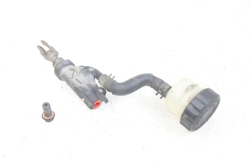 photo de REAR BRAKE MASTER CYLINDER YAMAHA XJN DIVERSION 600 (2000 - 2003)