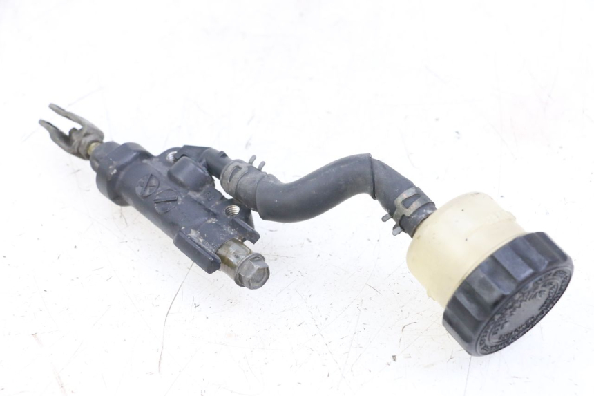 photo de REAR BRAKE MASTER CYLINDER YAMAHA XJS DIVERSION 600 (1997 - 1999)