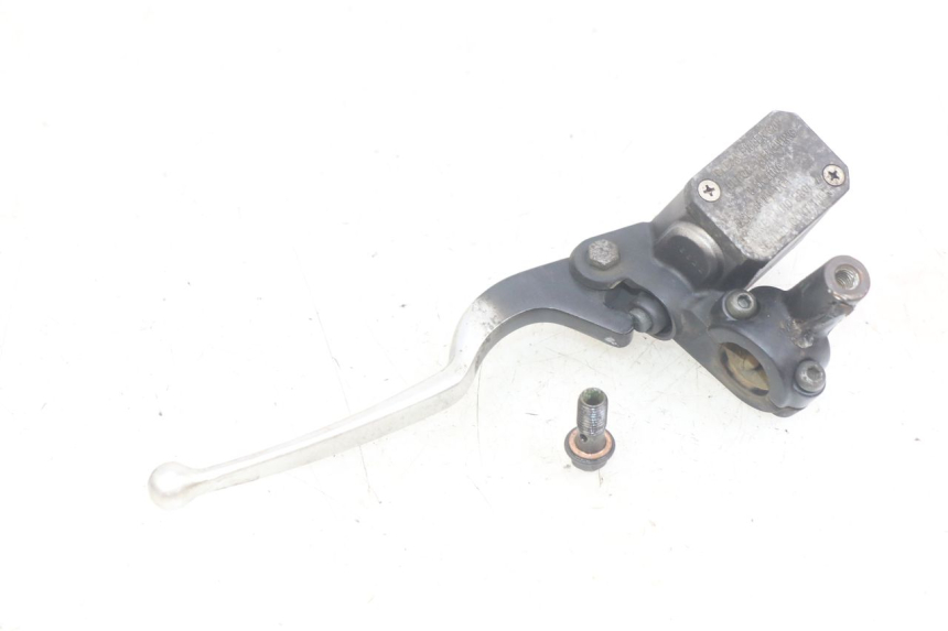 photo de REAR BRAKE MASTER CYLINDER YAMAHA XMAX X-MAX 125 (2006 - 2009)