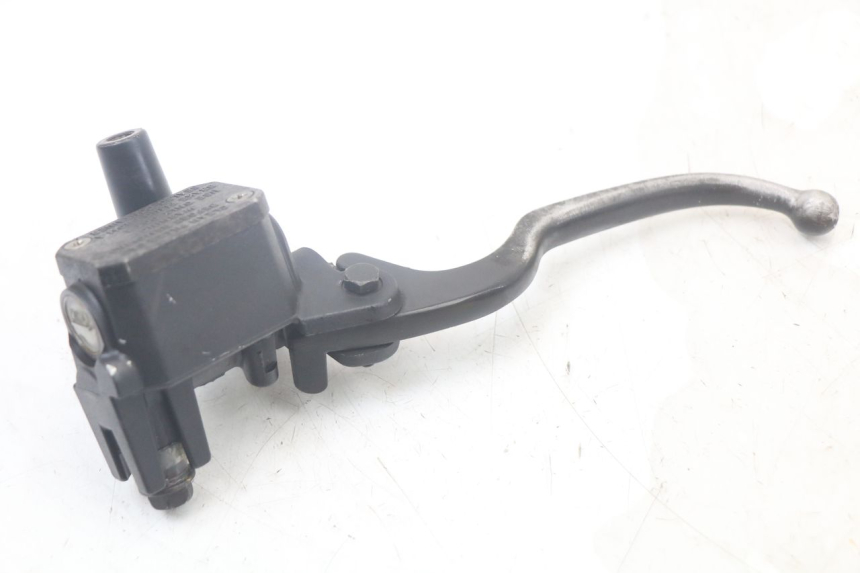 photo de REAR BRAKE MASTER CYLINDER YAMAHA XMAX X-MAX 125 (2006 - 2009)