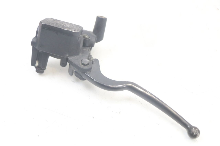 photo de REAR BRAKE MASTER CYLINDER YAMAHA XMAX X-MAX 125 (2006 - 2009)