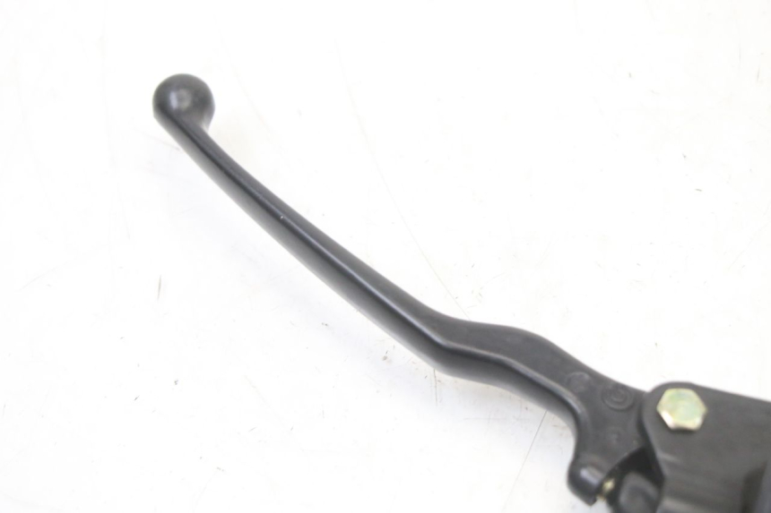 photo de REAR BRAKE MASTER CYLINDER YAMAHA YP MAJESTY 125 (2007 - 2010)
