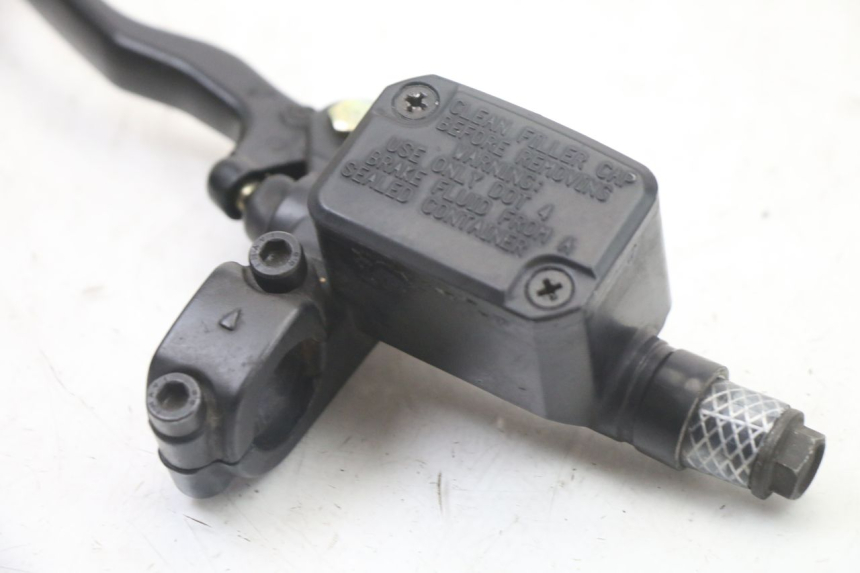 photo de REAR BRAKE MASTER CYLINDER YAMAHA YP MAJESTY 125 (2007 - 2010)