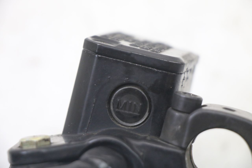 photo de REAR BRAKE MASTER CYLINDER YAMAHA YP MAJESTY 125 (2007 - 2010)