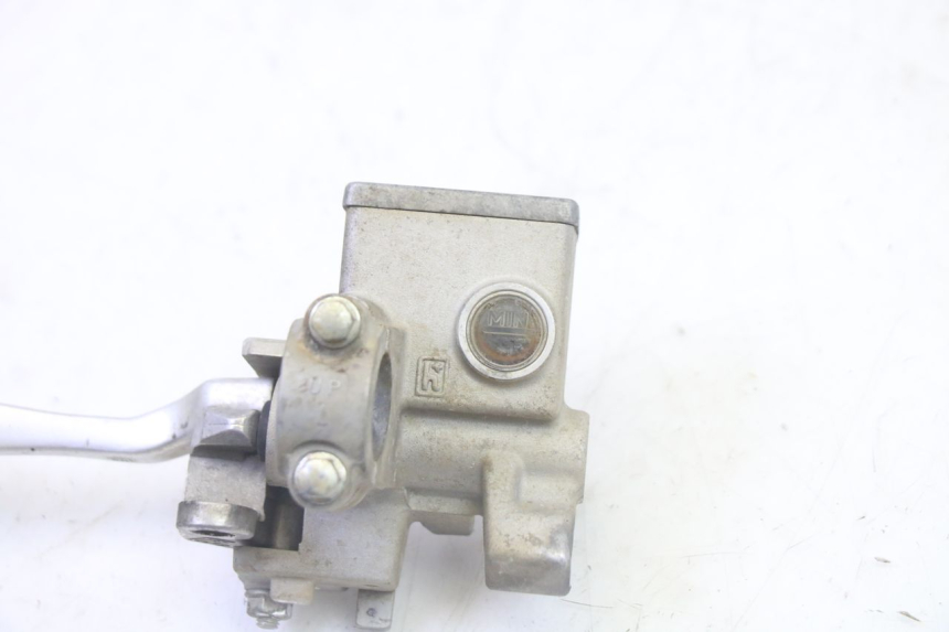 photo de REAR BRAKE MASTER CYLINDER YAMAHA YFM GRIZZLY 550 (2008 - 2015)