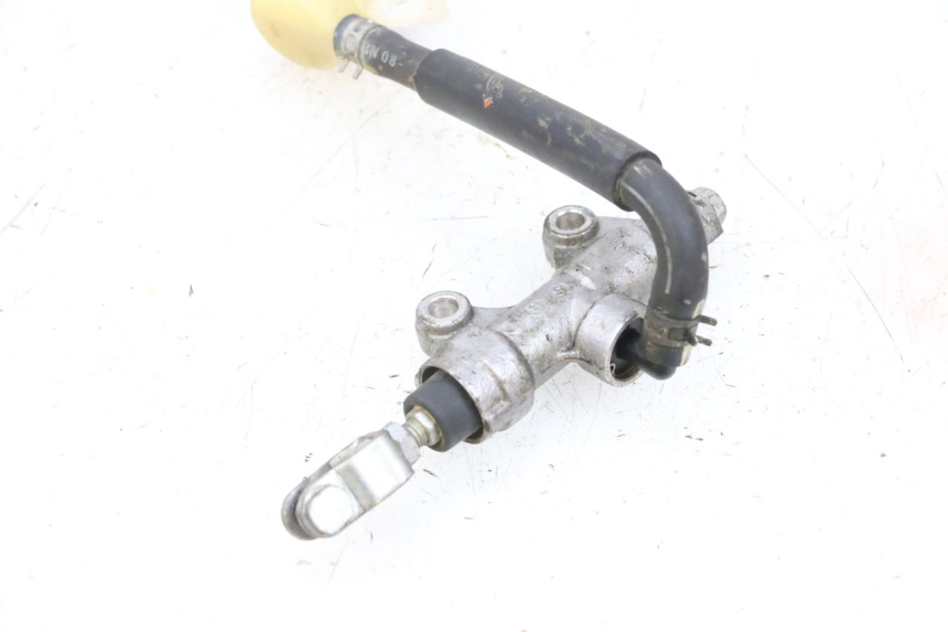 photo de REAR BRAKE MASTER CYLINDER YAMAHA YFM R RAPTOR 250 (2008 - 2014) - Surface and material condition