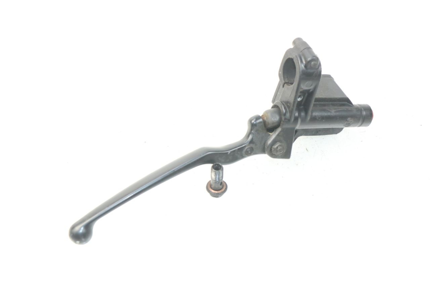 photo de REAR BRAKE MASTER CYLINDER YAMAHA YP MAJESTY 125 (2007 - 2010)
