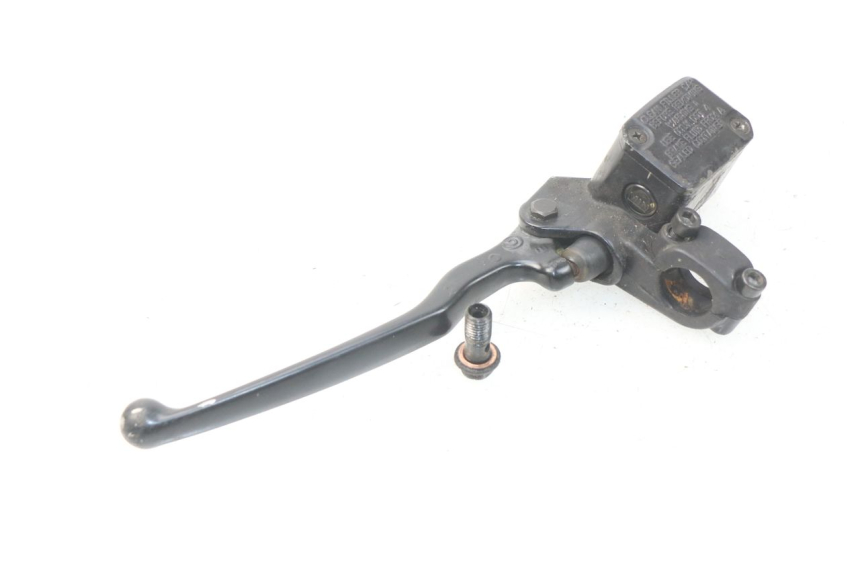 photo de REAR BRAKE MASTER CYLINDER YAMAHA YP MAJESTY 125 (2007 - 2010)