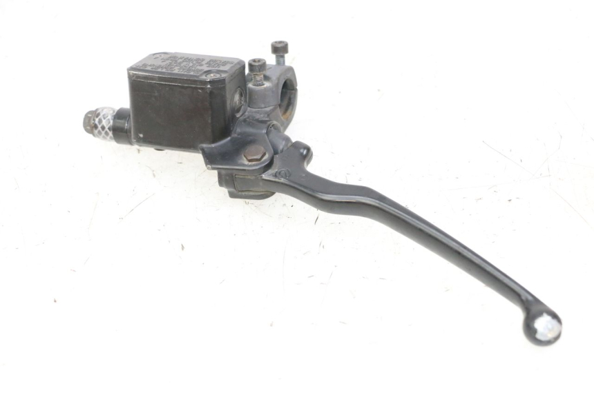 photo de REAR BRAKE MASTER CYLINDER YAMAHA YP MAJESTY 125 (2002 - 2006)
