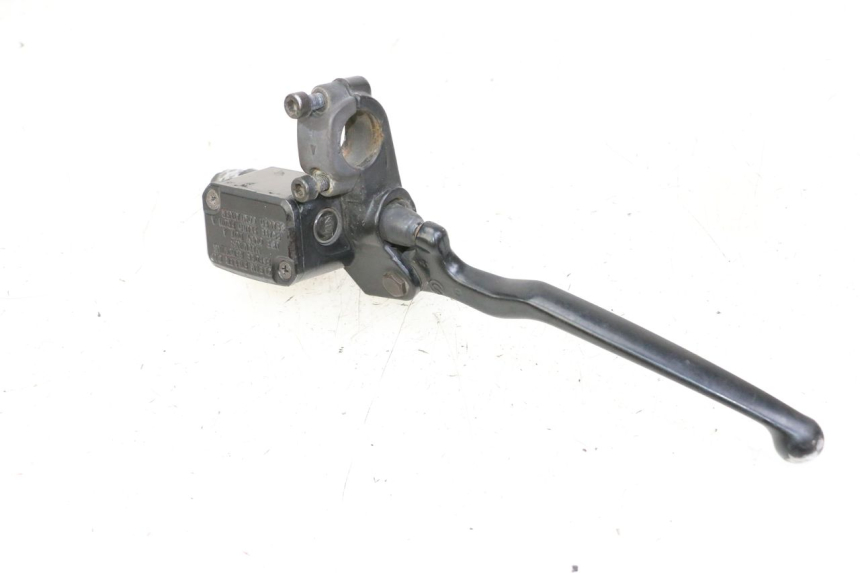 photo de REAR BRAKE MASTER CYLINDER YAMAHA YP MAJESTY 125 (2002 - 2006)