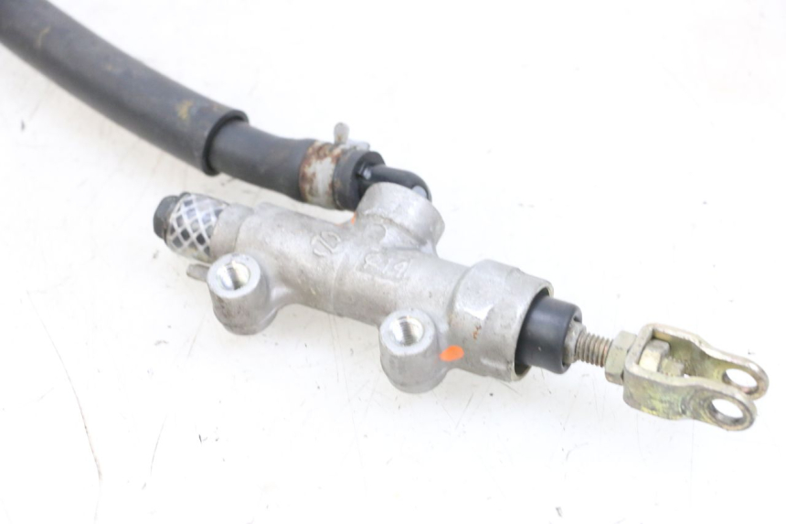photo de REAR BRAKE MASTER CYLINDER KAWASAKI ZR 7 750 (1999 - 2001) - Zoom on usage condition