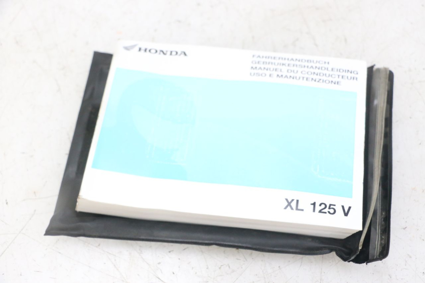 photo de USER MANUAL HONDA XLV VARADERO 125 (2000 - 2006)