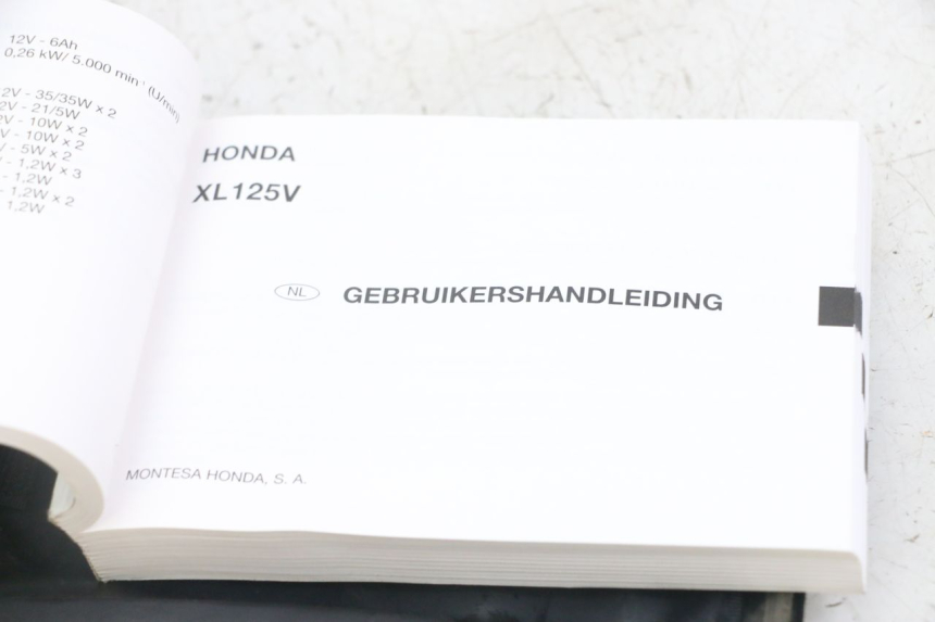 photo de USER MANUAL HONDA XLV VARADERO 125 (2000 - 2006)