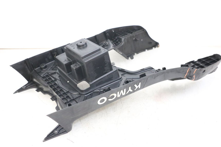 photo de FOOTREST KYMCO AGILITY 4T 50 (2018 - 2022) - Zoom on usage condition