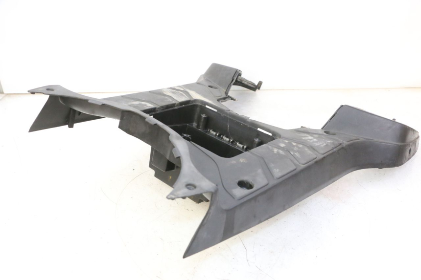 photo de FLOOR PANEL KYMCO AGILITY NAKED RENOUVO 2T 50 (2011 - 2018)