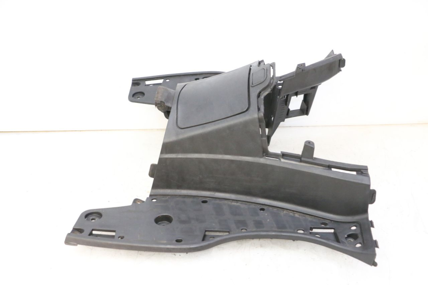 photo de FOOTREST SUZUKI BURGMAN 125 (2007 - 2014)