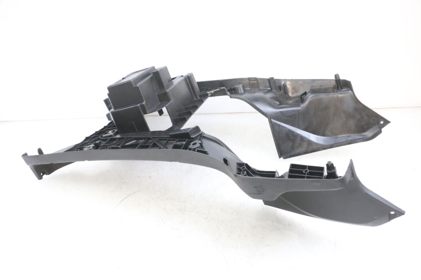 photo de FOOTREST SYM CROX 4T 50 (2016 - 2023) - Alternative perspective