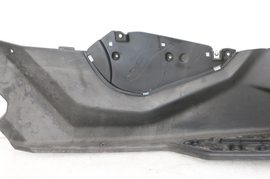 photo de RIGHT FLOOR PANEL QUADRO 4 4D 350 (2015 - 2018)