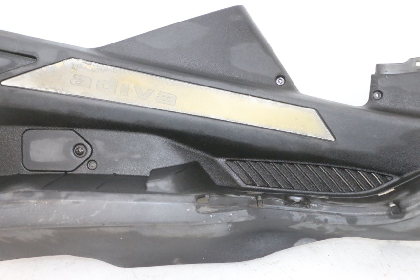 photo de RIGHT FLOOR PANEL ADIVA AD3 300 (2014 - 2020)