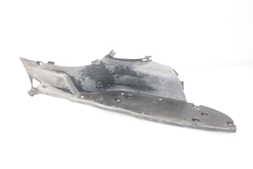 photo de RIGHT FLOOR PANEL APRILIA SCARABEO GT 125 (1999 - 2007)