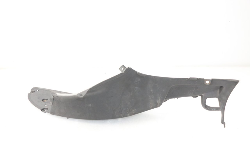 photo de RIGHT FLOOR PANEL APRILIA SCARABEO GT 125 (1999 - 2007)