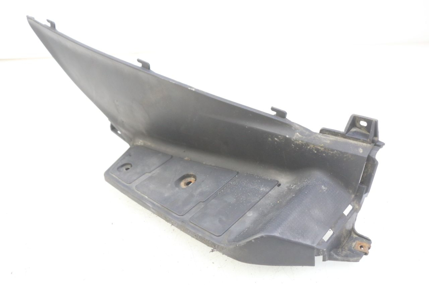 photo de RIGHT FOOTREST SUZUKI BURGMAN 125 (2007 - 2014)