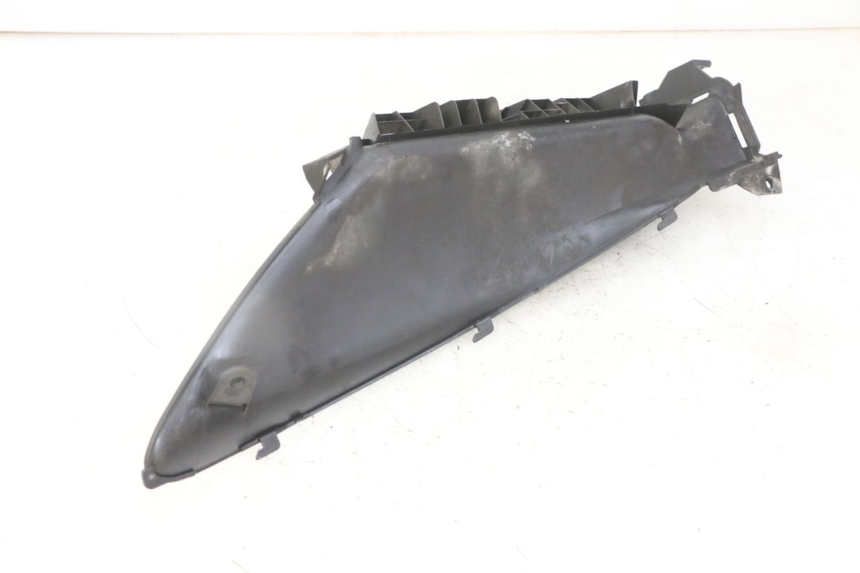 photo de RIGHT FOOTREST SUZUKI BURGMAN 125 (2007 - 2014)