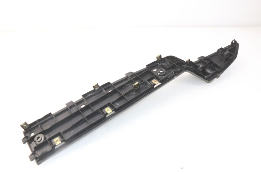 photo de RIGHT FOOTREST KYMCO DINK STREET 125 (2009 - 2014)
