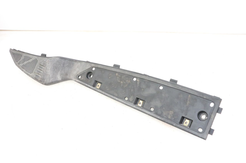 photo de RIGHT FOOTREST KYMCO DINK STREET 125 (2009 - 2014)