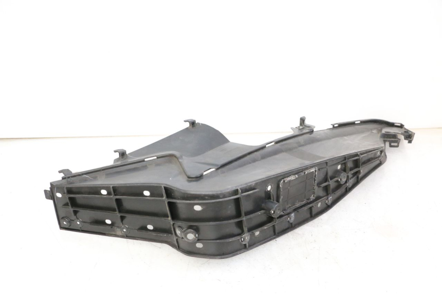 photo de RIGHT FLOOR PANEL HONDA FORZA ABS 300 (2013 - 2019)