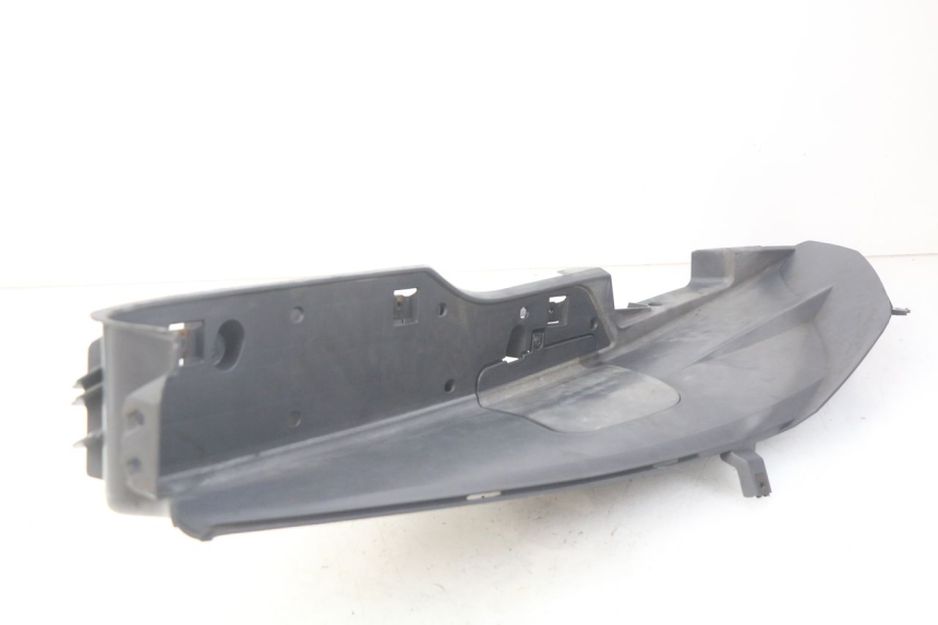 photo de RIGHT FOOTREST HONDA FES PANTHEON 125 (2003 - 2007)