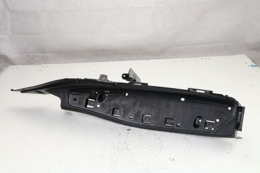 photo de RIGHT FLOOR PANEL HONDA FES S-WING SWING 125 (2007 - 2015) - Main view