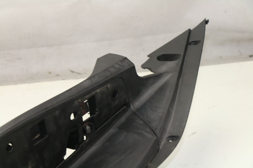 photo de RIGHT FLOOR PANEL HONDA FES S-WING SWING 125 (2007 - 2015)