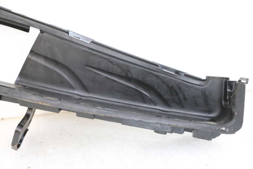 photo de RIGHT FOOTREST HONDA FES S-WING SWING ABS 125 (2007 - 2015)