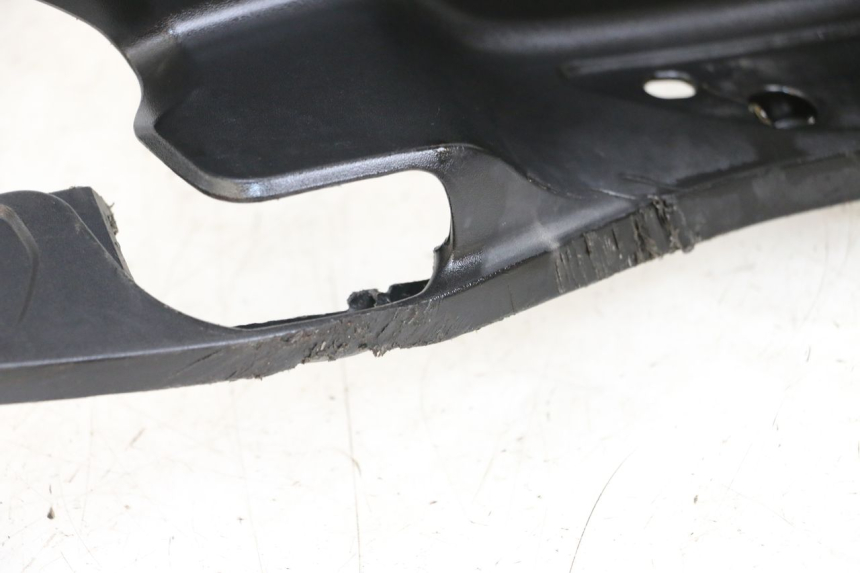 photo de RIGHT FLOOR PANEL HONDA PCX (JF28) 125 (2009 - 2011)