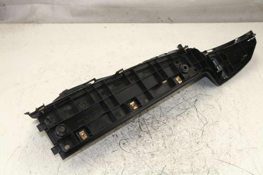 photo de RIGHT FLOOR PANEL KYMCO DINK STREET ABS 125 (2011 - 2018)