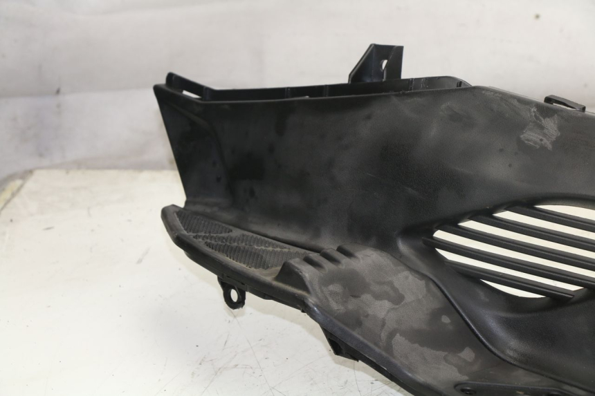 photo de RIGHT FLOOR PANEL KYMCO DINK STREET ABS 125 (2011 - 2018)