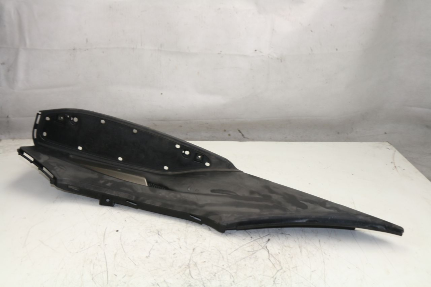 photo de RIGHT FLOOR PANEL KYMCO K-XCT 125 (2013 - 2017)