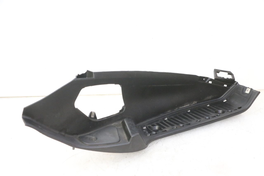 photo de RIGHT FOOTREST PIAGGIO MP3 125 (2006 - 2014)