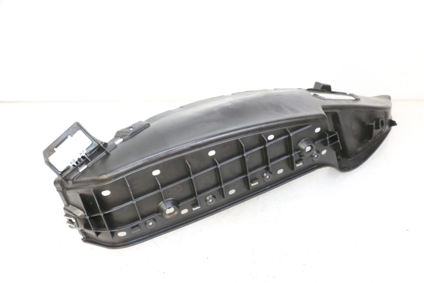 photo de RIGHT FOOTREST PIAGGIO MP3 125 (2006 - 2014)