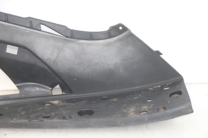 photo de RIGHT FLOOR PANEL PEUGEOT GEOPOLIS RS 125 (2007 - 2009)