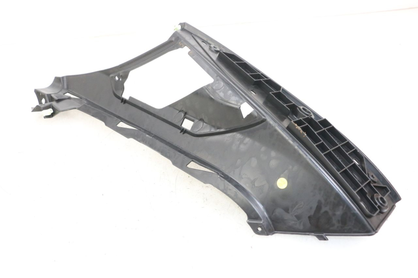 photo de RIGHT FLOOR PANEL PEUGEOT GEOPOLIS RS 125 (2007 - 2009)