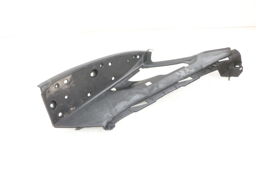 photo de RIGHT FLOOR PANEL PEUGEOT GEOPOLIS RS 125 (2007 - 2009)