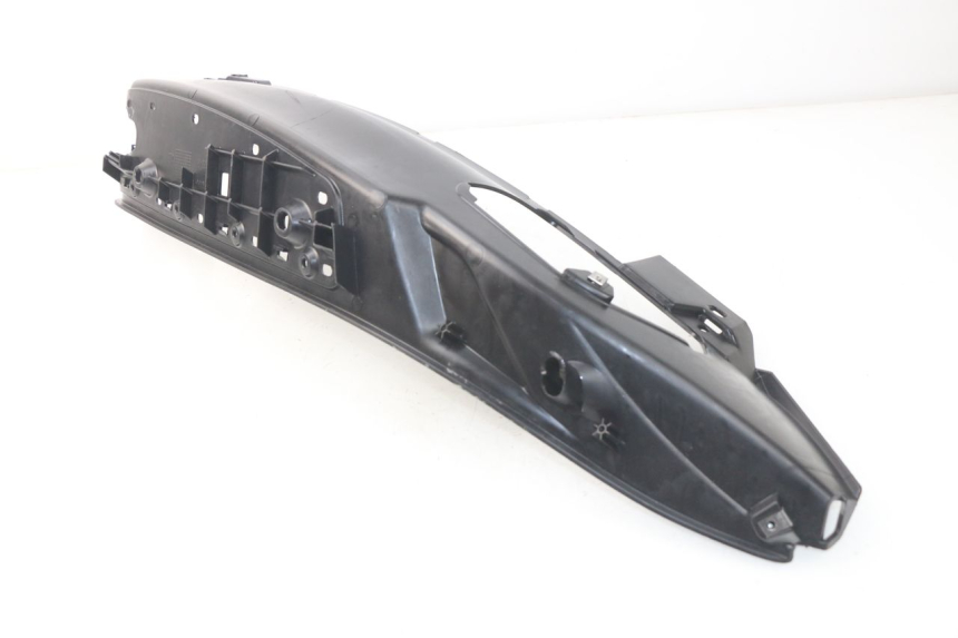 photo de RIGHT FLOOR PANEL PIAGGIO MP3 HPE 500 (2019 - 2022)