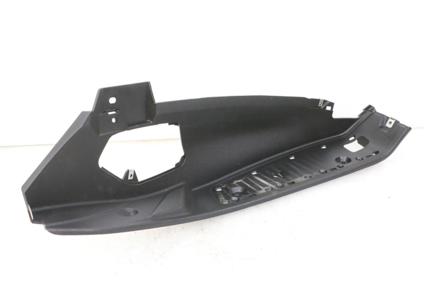 photo de RIGHT FLOOR PANEL PIAGGIO MP3 HPE 350 (2018 - 2020)