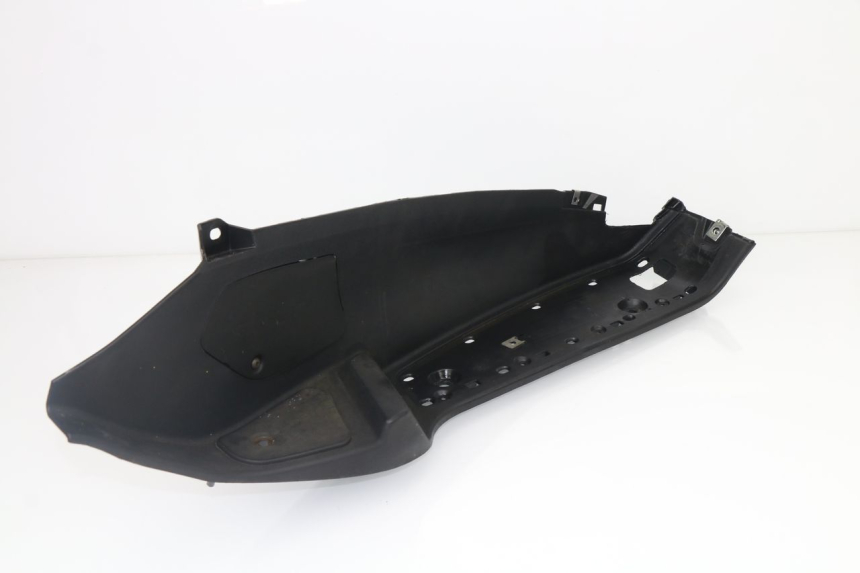 photo de RIGHT FOOTREST PIAGGIO MP3 LT 400 (2007 - 2012)