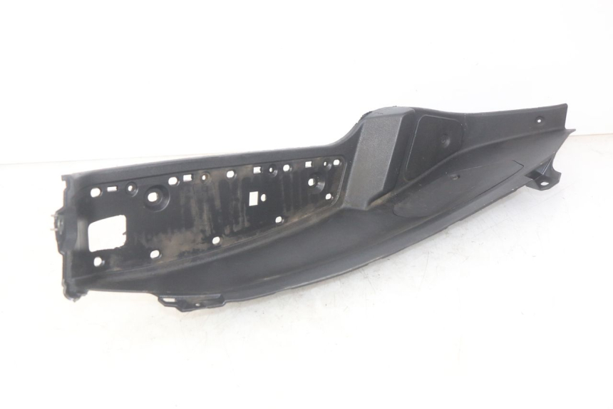 photo de RIGHT FOOTREST PIAGGIO MP3 RL 250 (2007 - 2010)