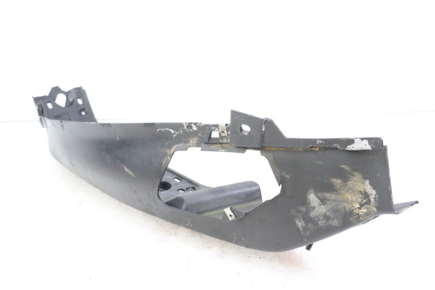 photo de RIGHT FOOTREST PIAGGIO X8 125 (2004 - 2007)
