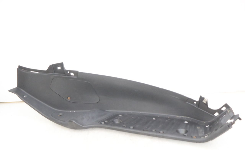 photo de RIGHT FOOTREST PIAGGIO XEVO - X EVO 125 (2007 - 2016)